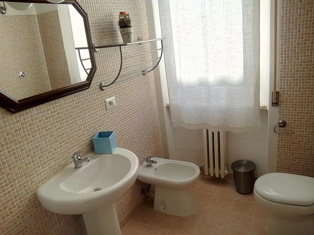 Camere Due Per Due Sirolo Oda fotoğraf